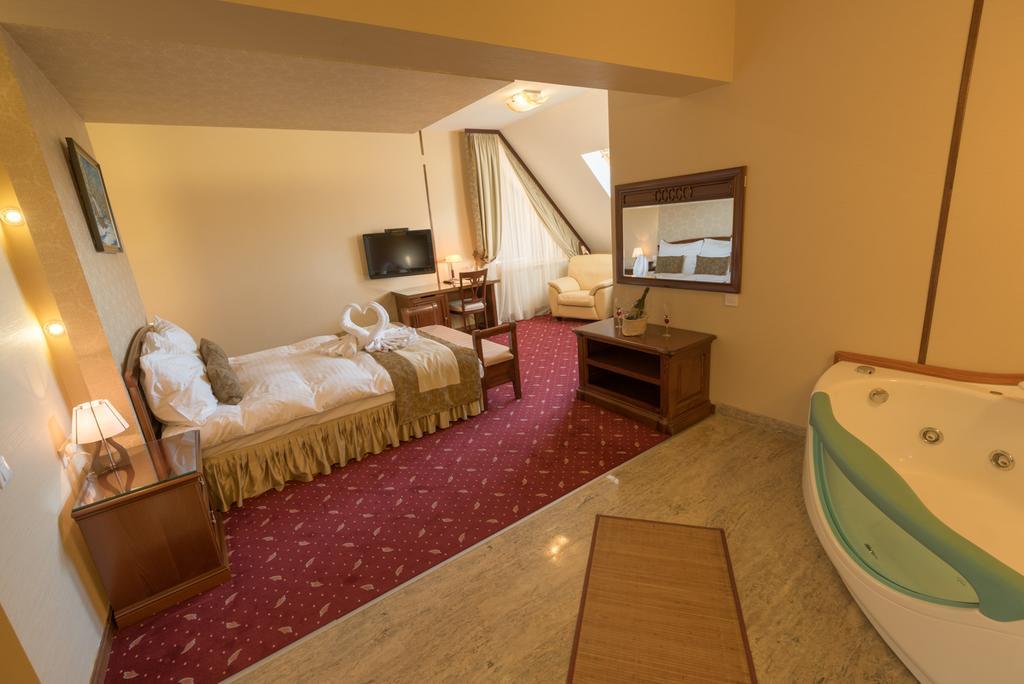 Edelweiss Poiana Hotels Poiana Braşov Dış mekan fotoğraf